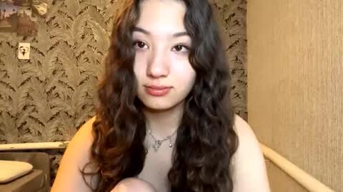 Snapshot of kelikurtulus chatting on 09-19-25, 11:11 Kely online show from 09-19-25, 11:11