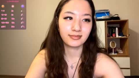Snapshot of kelikurtulus chatting on 10-19-25, 12:17 Kely online show from 10-19-25, 12:17