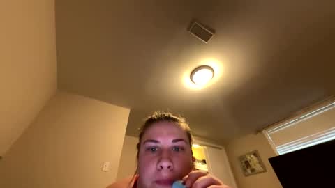 kellie799 online show from 12-22-25, 08:06