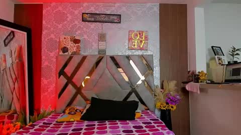 kelly__thomson online show from 09-08-25, 11:48