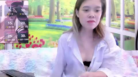 Kelly online show from 10-15-25, 03:06