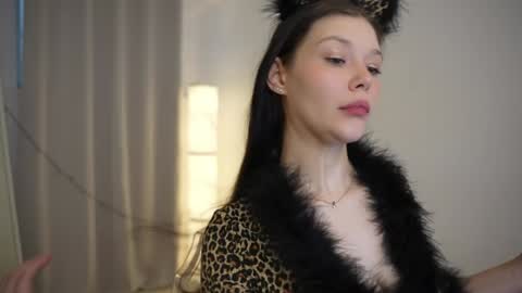  KELLY  online show from 12-30-24, 10:10