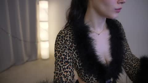  KELLY  online show from 12-30-24, 01:14