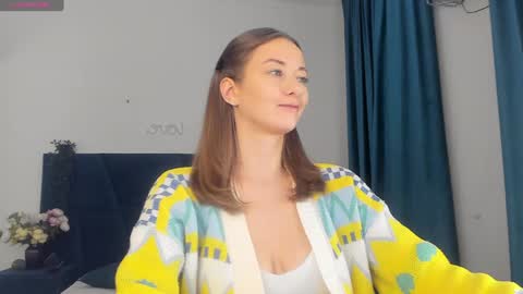 Snapshot of kelly_xo chatting on 12-12-24, 02:11 Kelly XO online show from 12-12-24, 02:11