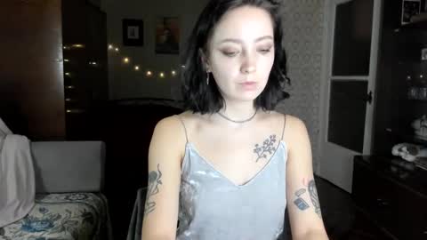 Snapshot of kellydark0111 chatting on 01-18-25, 05:04 Mistress online show from 01-18-25, 05:04