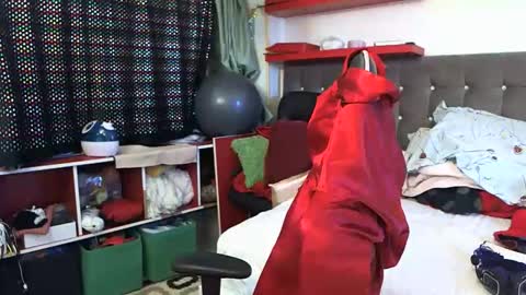 kelly online show from 09-23-25, 01:47