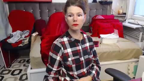 kelly online show from 10-06-25, 07:39