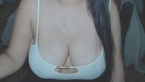 Snapshot of kellyshowpv chatting on 12-26-24, 05:15 Kellyshow online show from 12-26-24, 05:15