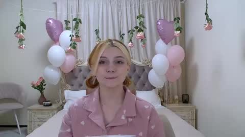 Kelly Stoneys online show from 02-19-25, 12:46