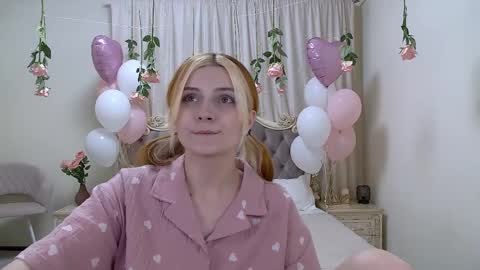 Kelly Stoneys online show from 02-19-25, 04:01