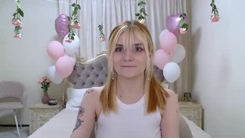 Kelly Stoneys online show from 02-25-25, 06:42