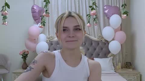 Kelly Stoneys online show from 03-07-25, 03:07