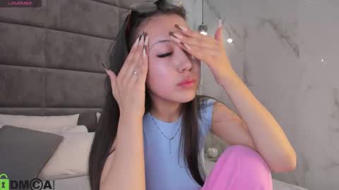 Snapshot of kellyy_bern chatting on 10-12-25, 01:48 kellyy_bern online show from 10-12-25, 01:48