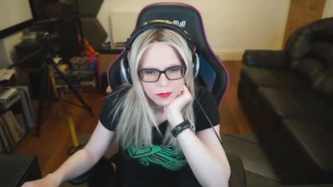 kelseycobalt online show from 12-21-24, 10:51