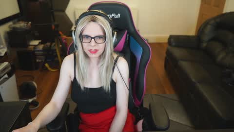 kelseycobalt online show from 01-01-25, 02:30