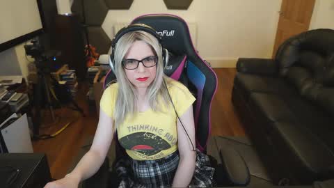 kelseycobalt online show from 02-11-25, 09:25