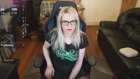 kelseycobalt online show from 10-22-25, 08:30