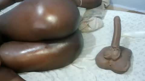 Snapshot of kem2000400282 chatting on 11-15-25, 11:21 kem2000400282 online show from 11-15-25, 11:21