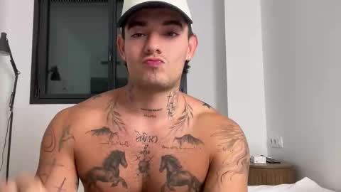 luis carlos esteban online show from 10-07-25, 03:31