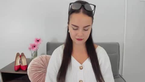 Snapshot of kendaldaisy chatting on 09-30-25, 04:12 KendalDaisy online show from 09-30-25, 04:12