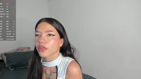 Snapshot of kendalgrey01 chatting on 01-09-25, 03:55 Kendal online show from 01-09-25, 03:55