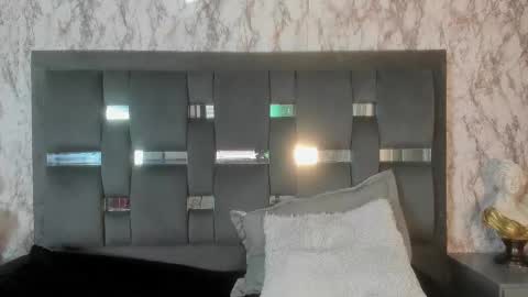 Snapshot of kendall__quinn chatting on 03-11-25, 10:18 Kendall online show from 03-11-25, 10:18