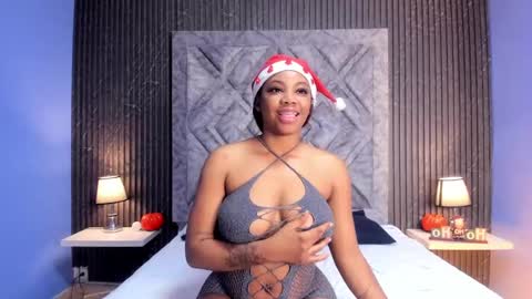 Snapshot of kendallrosse1 chatting on 12-20-24, 12:16 Kendal online show from 12-20-24, 12:16