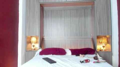 Snapshot of kendallrosse1 chatting on 02-13-25, 05:44 Kendal online show from 02-13-25, 05:44