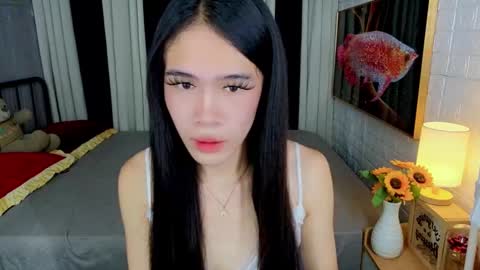 Kendall  online show from 11-04-25, 07:29