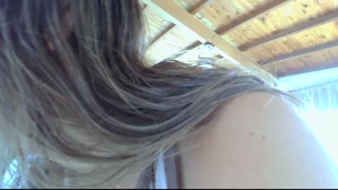 Snapshot of kendalltyler chatting on 01-31-25, 08:01 kendall online show from 01-31-25, 08:01