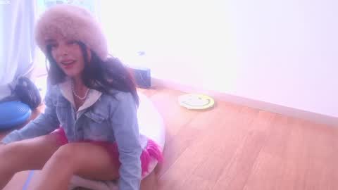 kendall online show from 01-08-26, 06:10