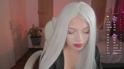 Kendall  online show from 10-13-25, 08:53