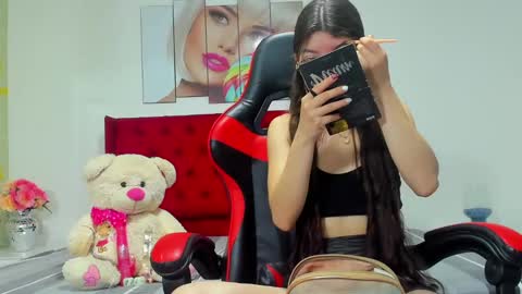 KENDALYENER online show from 02-25-25, 02:33