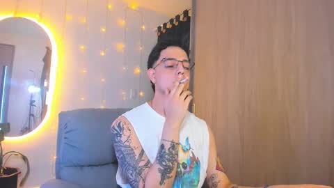 kendel_dimitri online show from 12-23-24, 07:06