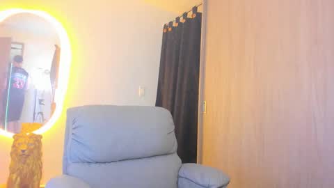 kendel_dimitri online show from 01-24-25, 08:13