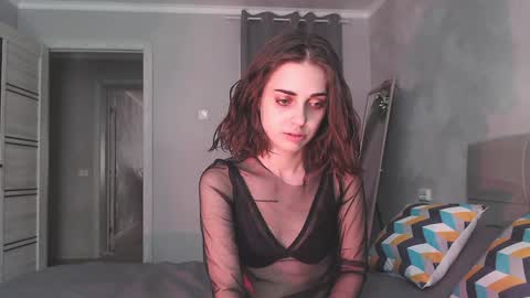 Snapshot of kendi_snow chatting on 01-27-25, 05:25 kendi snow online show from 01-27-25, 05:25