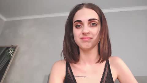 Snapshot of kendi_snow chatting on 02-17-25, 05:04 kendi snow online show from 02-17-25, 05:04