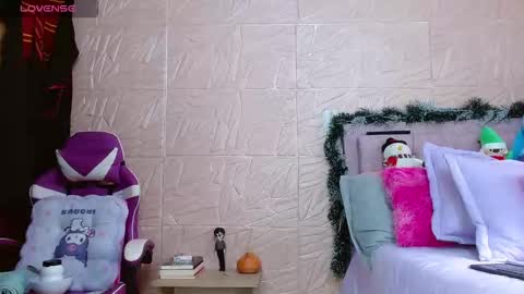 KENDRAPOTTER online show from 11-30-25, 02:10