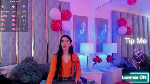 Snapshot of keniavelvet_ chatting on 02-25-26, 05:22 keniavelvet online show from 02-25-26, 05:22