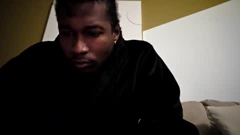 Snapshot of kenm1989 chatting on 11-14-25, 10:03 kenm1989 online show from 11-14-25, 10:03