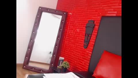 Snapshot of kenn_boy_ chatting on 01-30-25, 08:31 kenn_boy_ online show from 01-30-25, 08:31