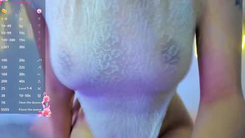 Sara I love making personalized videos online show from 12-23-24, 05:22