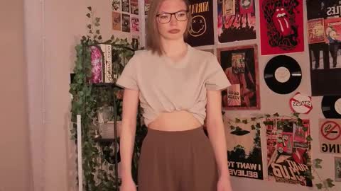 Lisa online show from 01-10-26, 09:44