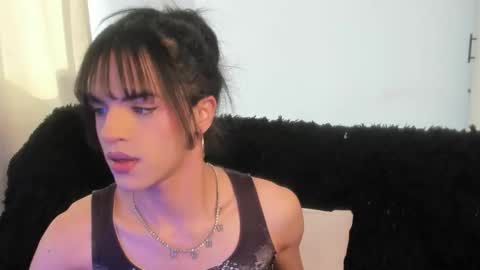 Snapshot of kerly_monroe chatting on 10-24-25, 02:02 Kerly online show from 10-24-25, 02:02