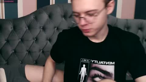 kerry_niki online show from 02-28-25, 12:52