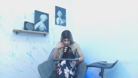 Snapshot of kev_arenas chatting on 01-15-26, 06:29 KEV online show from 01-15-26, 06:29