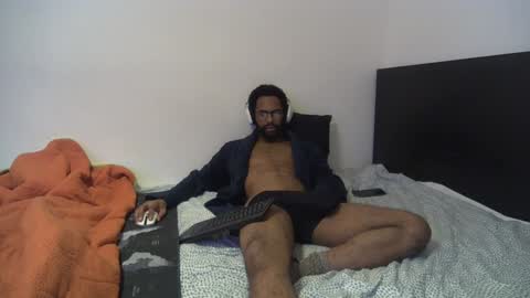 Snapshot of kevi4 chatting on 02-06-25, 12:00 kevi4 online show from 02-06-25, 12:00