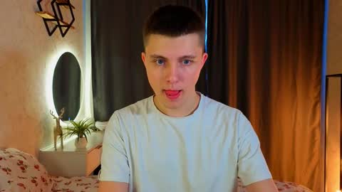 Snapshot of keviinx444 chatting on 03-02-26, 10:44 Keva online show from 03-02-26, 10:44