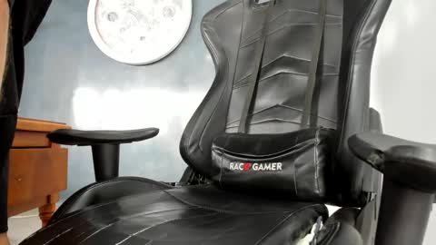 Kevin online show from 01-27-25, 04:33