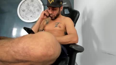 Kevin online show from 01-28-25, 04:19